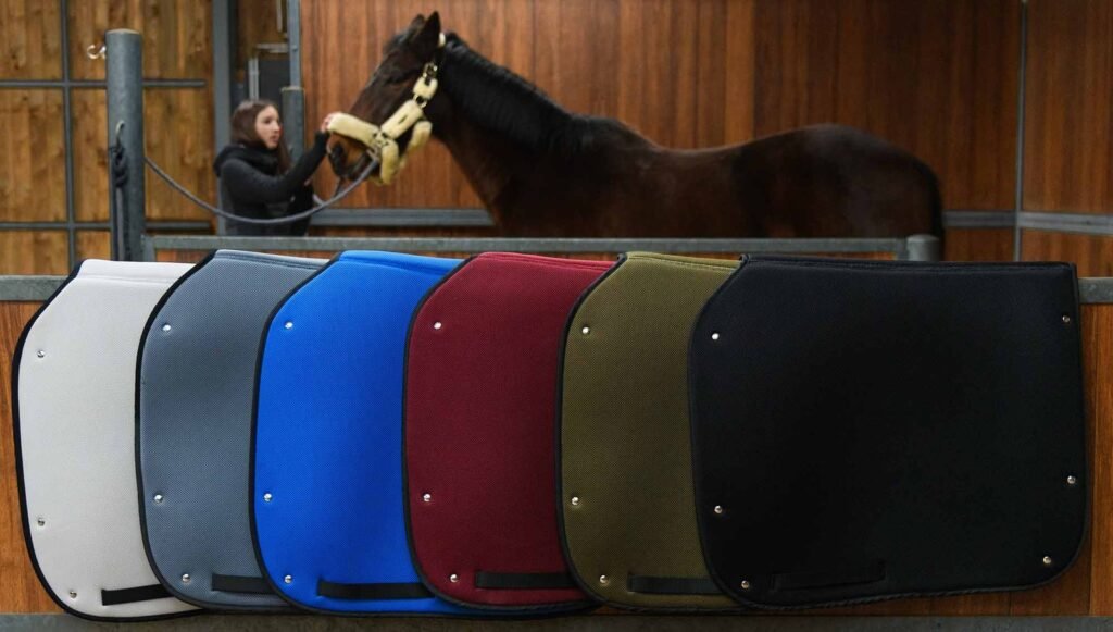 Couleurs de tapis dressage Cadji Equipement